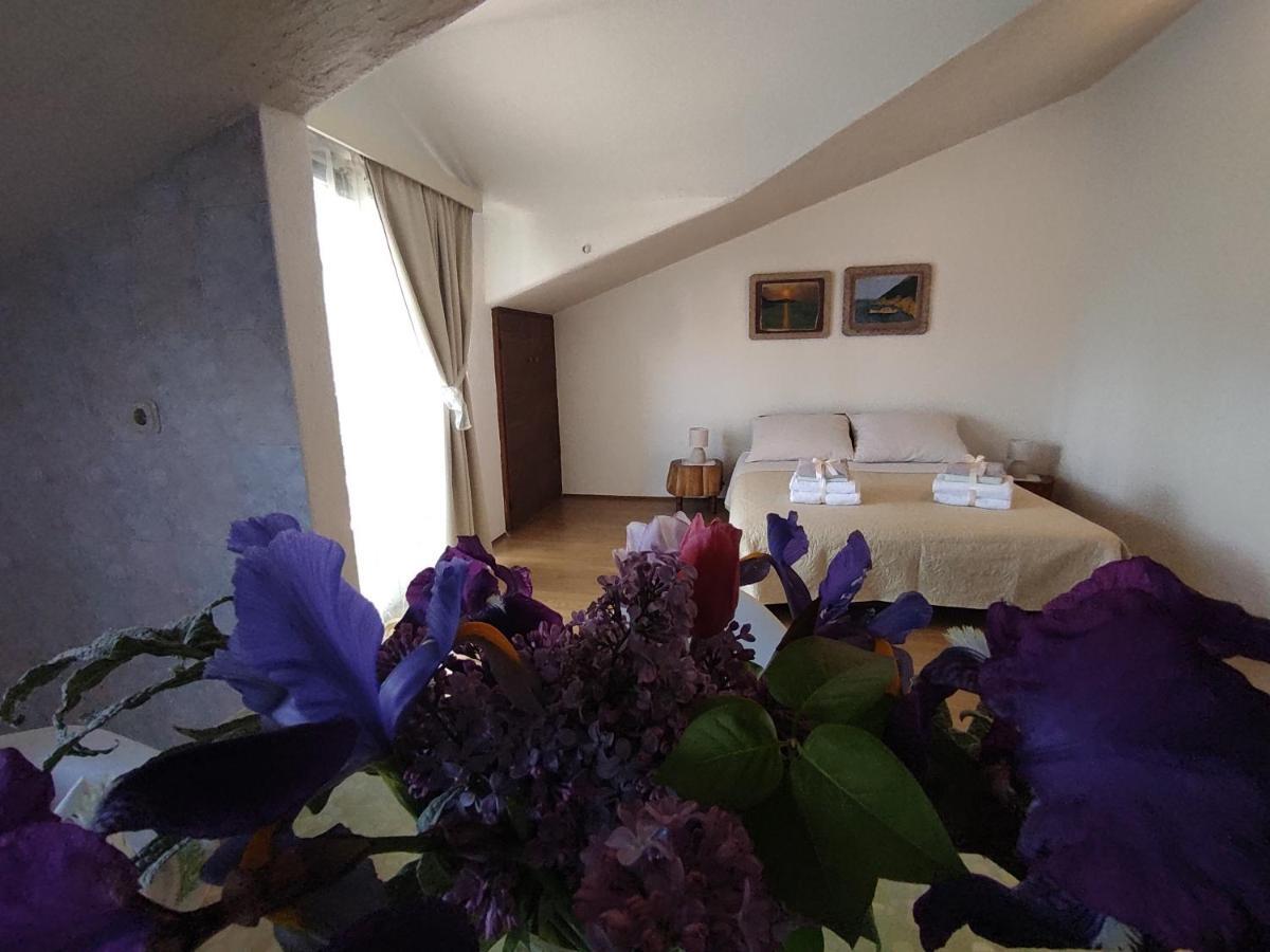 Apartmani Mlaja Trpanj Bagian luar foto